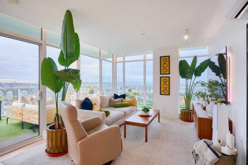 2802/03 652 WHITING WAY - photo 1 of 25