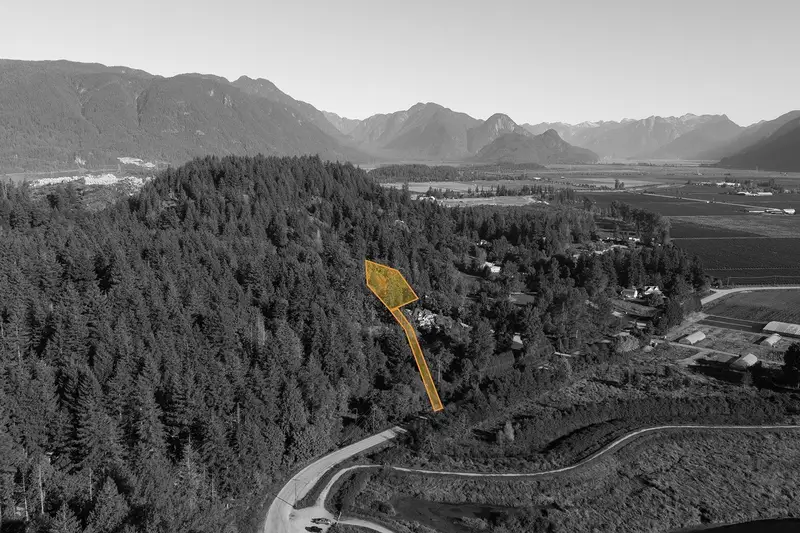 20255 MENZIES ROAD - photo 3 of 16