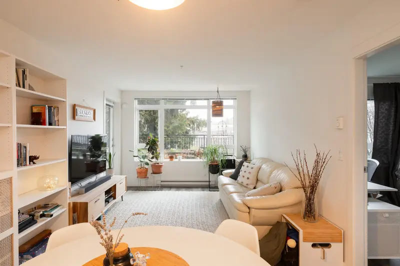 215 2525 CLARKE STREET - photo 4 of 25