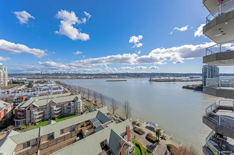 1502 1250 QUAYSIDE DRIVE - photo 1 of 25