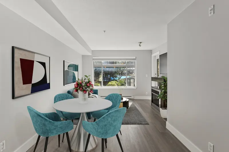 210 2233 MCKENZIE ROAD - photo 4 of 12