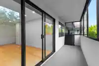 304 1360 MARTIN STREET - thumbnail 23