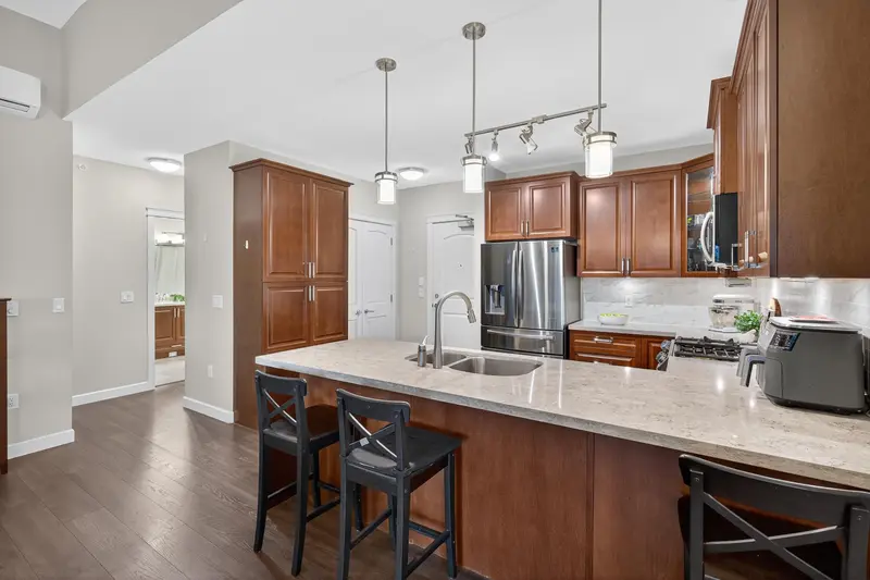 508 3585 146A STREET - photo 4 of 25