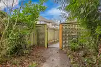 33 3387 KING GEORGE BOULEVARD - thumbnail 33