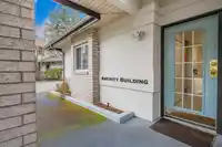 33 3387 KING GEORGE BOULEVARD - thumbnail 35