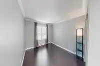 304 1467 MARTIN STREET - thumbnail 18