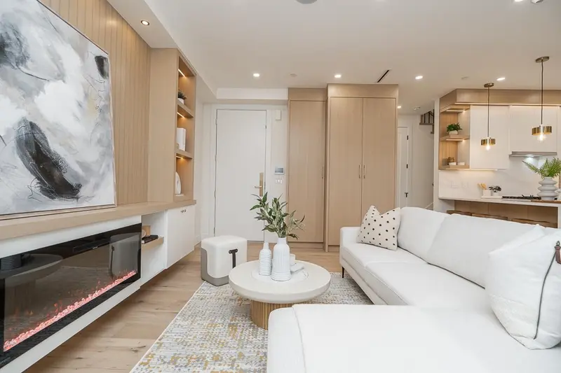 2 150 E 51ST AVENUE - photo 2 of 18