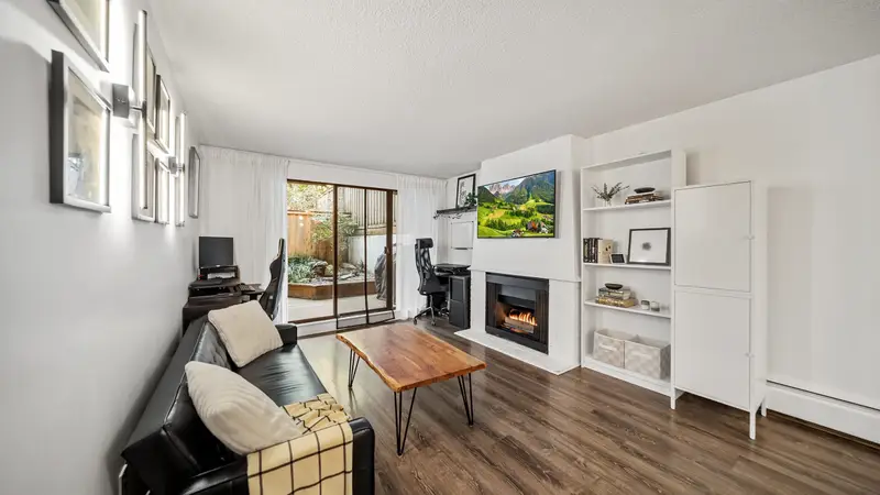 214 5340 HASTINGS STREET - photo 4 of 25