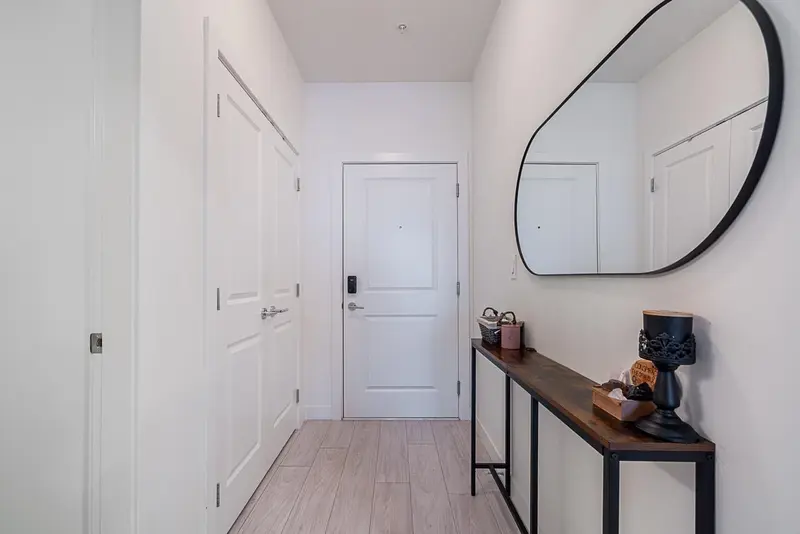 B204 20834 80TH AVENUE - photo 4 of 25