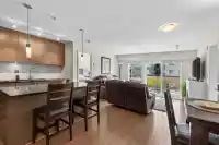 221 15745 CROYDON DRIVE - thumbnail 2