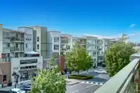 221 15745 CROYDON DRIVE - thumbnail 32
