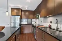 221 15745 CROYDON DRIVE - thumbnail 9