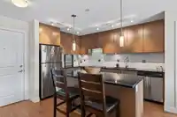 221 15745 CROYDON DRIVE - thumbnail 10
