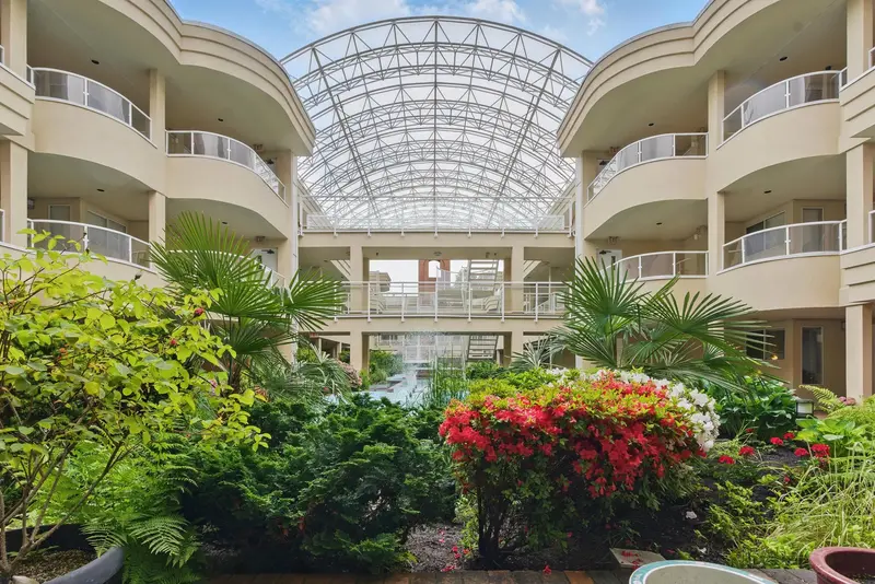 119 7251 MINORU BOULEVARD - photo 2 of 18