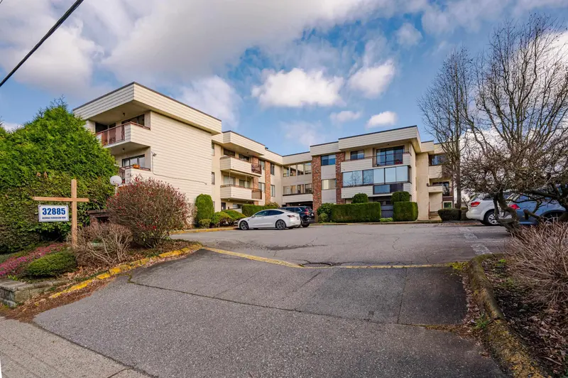 208 32885 GEORGE FERGUSON WAY - photo 2 of 25