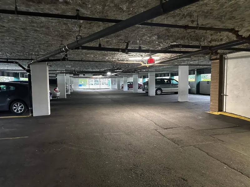 217 20454 53 AVENUE - photo 2 of 25