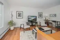 103 1390 MARTIN STREET - thumbnail 11