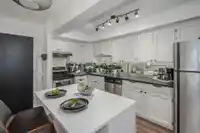 103 1390 MARTIN STREET - thumbnail 21
