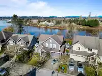 14279 37 AVENUE - thumbnail 1