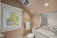 2662 124B STREET - thumbnail 38