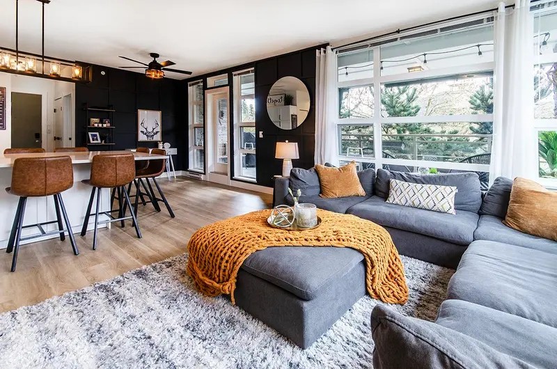 102 3602 ALDERCREST DRIVE - photo 1 of 25