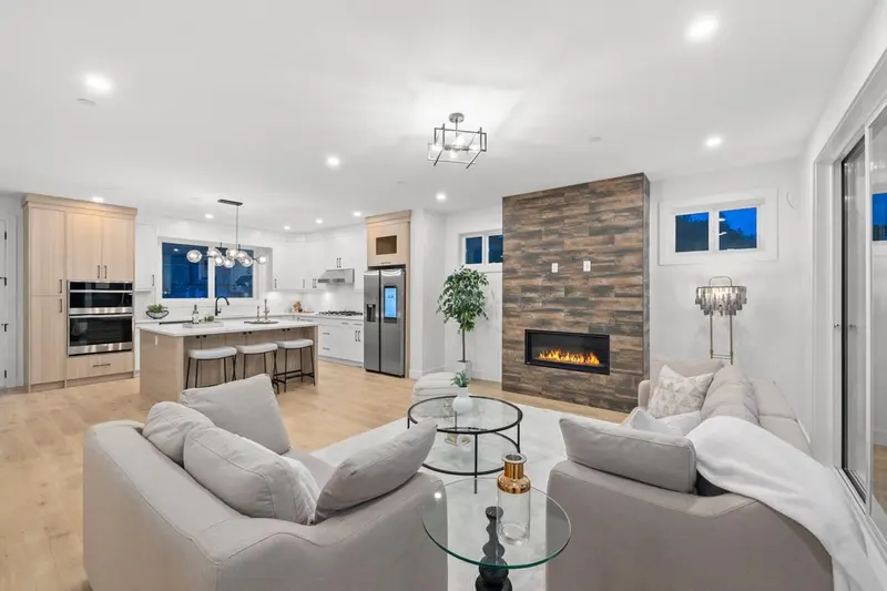 10490 MCVEETY STREET - photo 2 of 25