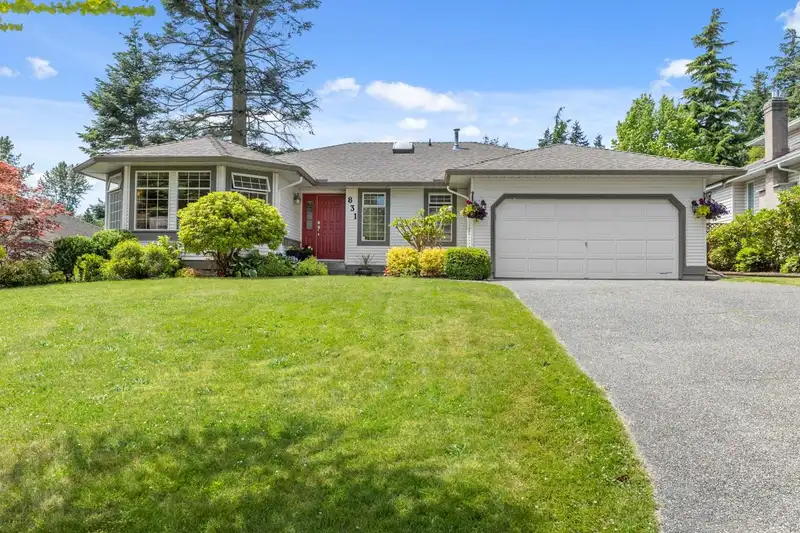 831 165 STREET - photo 1 of 30