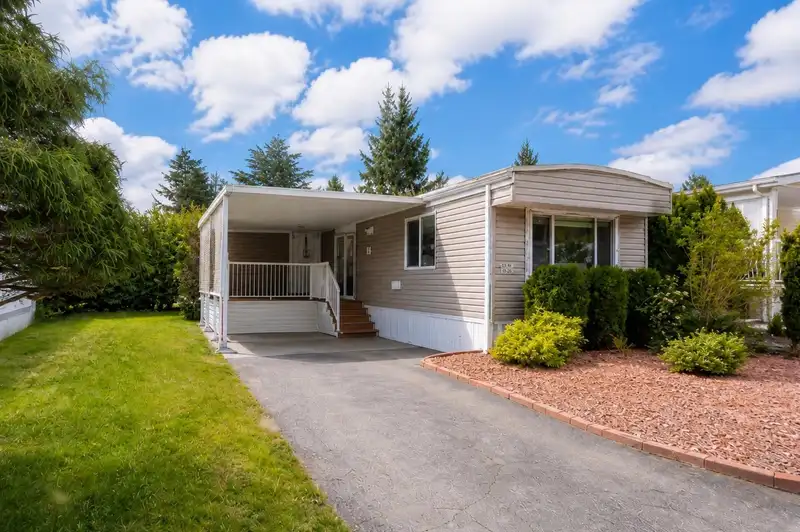 221 1840 160 STREET - photo 1 of 3