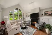 1 3300 157A STREET - thumbnail 5