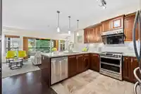 307 3585 146A STREET - thumbnail 13