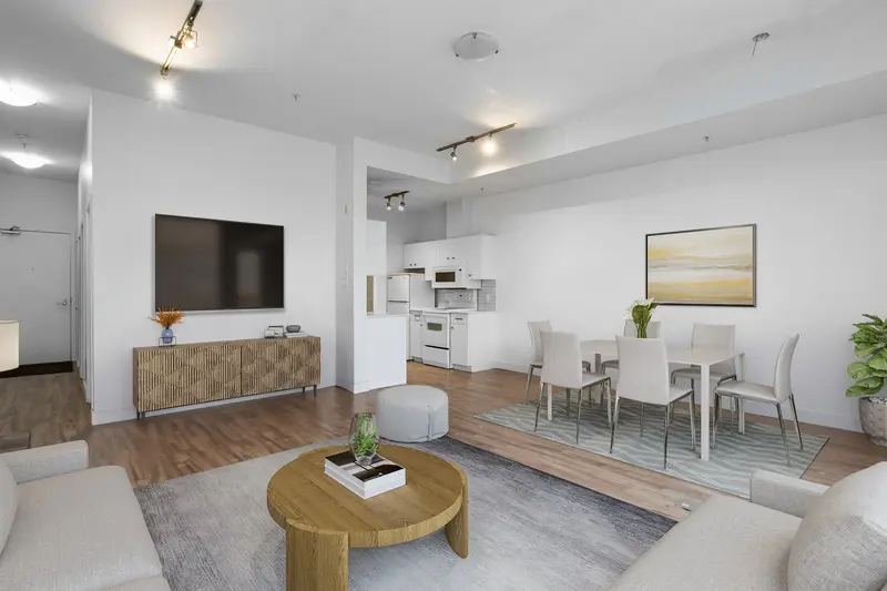 202 20238 FRASER HIGHWAY - photo 3 of 24