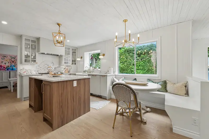 2085 OCEAN FOREST DRIVE - photo 4 of 31