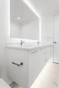 801 1588 JOHNSTON ROAD - thumbnail 29