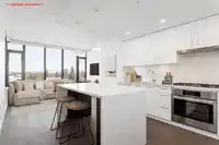 801 1588 JOHNSTON ROAD - thumbnail 4