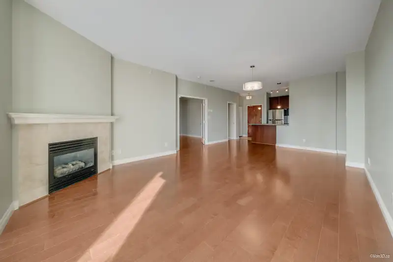 206 1581 FOSTER STREET - photo 4 of 36