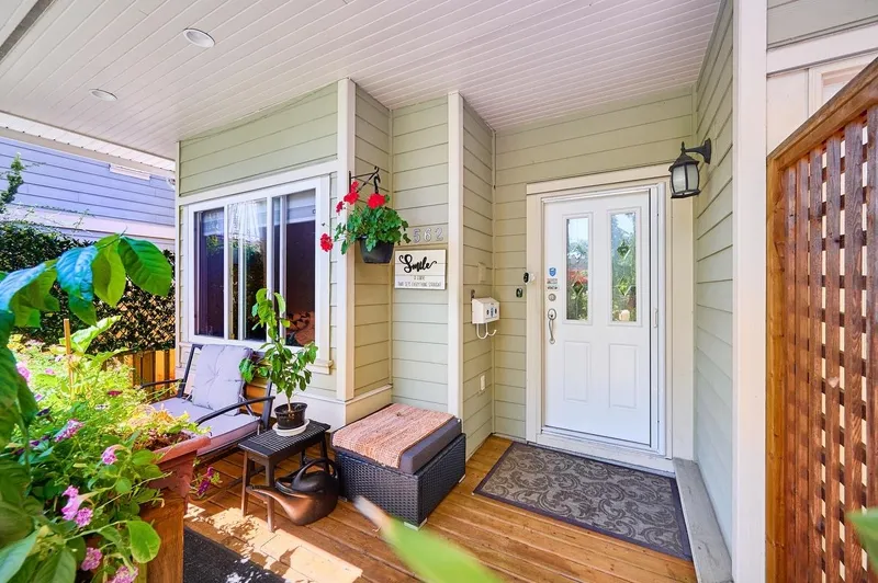 562 W KEITH ROAD - photo 2 of 25