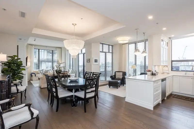 803 1551 FOSTER STREET - photo 3 of 34
