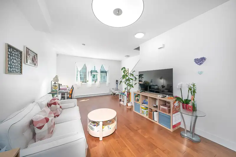 92 2450 161A STREET - photo 2 of 38