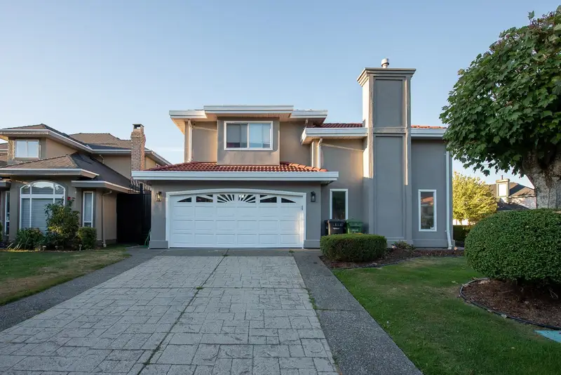 12460 JENSEN DRIVE - photo 4 of 25