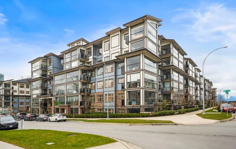 414 20325 85 AVENUE - photo 2 of 25