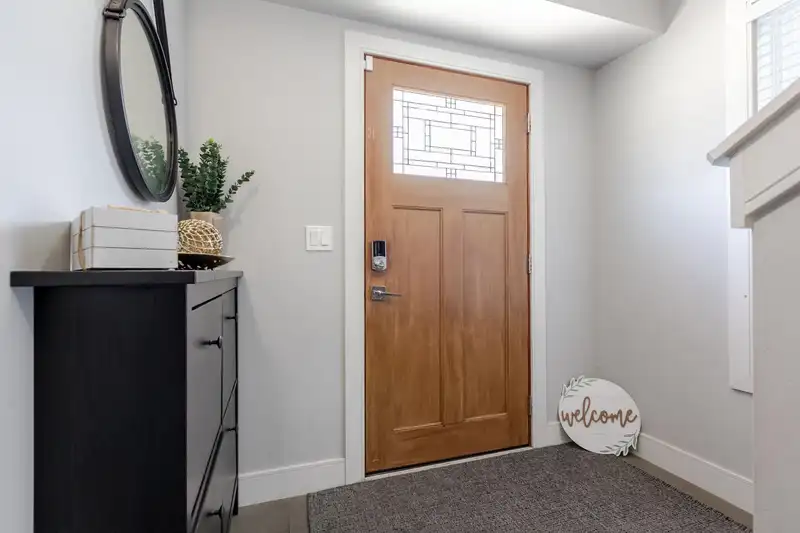 63 15988 32 AVENUE - photo 3 of 37