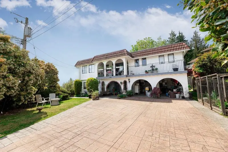 483 SARGENT ROAD - photo 3 of 25