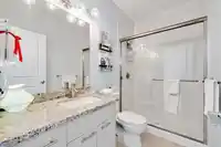 421 2970 KING GEORGE BOULEVARD - thumbnail 25