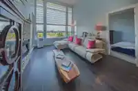 421 2970 KING GEORGE BOULEVARD - thumbnail 10