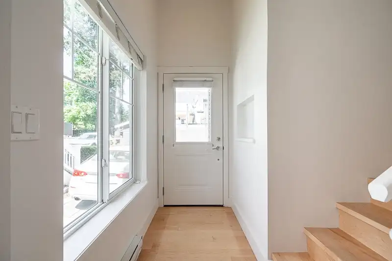 32 15128 24 AVENUE - photo 4 of 36