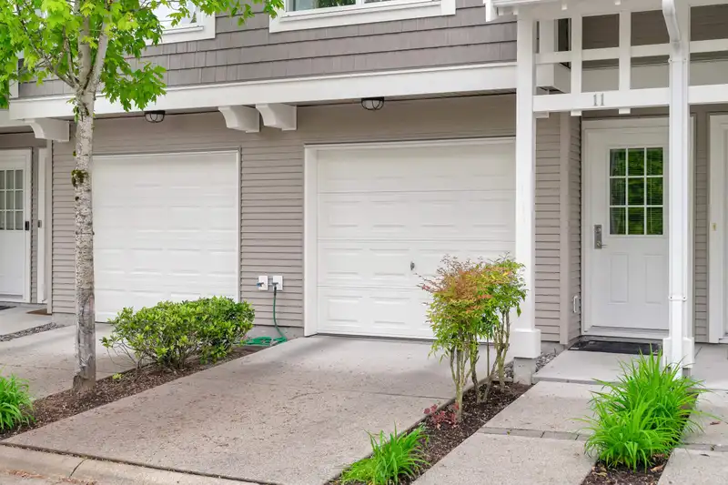 11 2729 158 STREET - photo 1 of 38