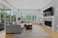 17132 0A AVENUE - thumbnail 9