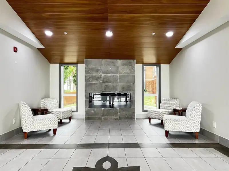 113 11501 84 AVENUE - photo 2 of 25