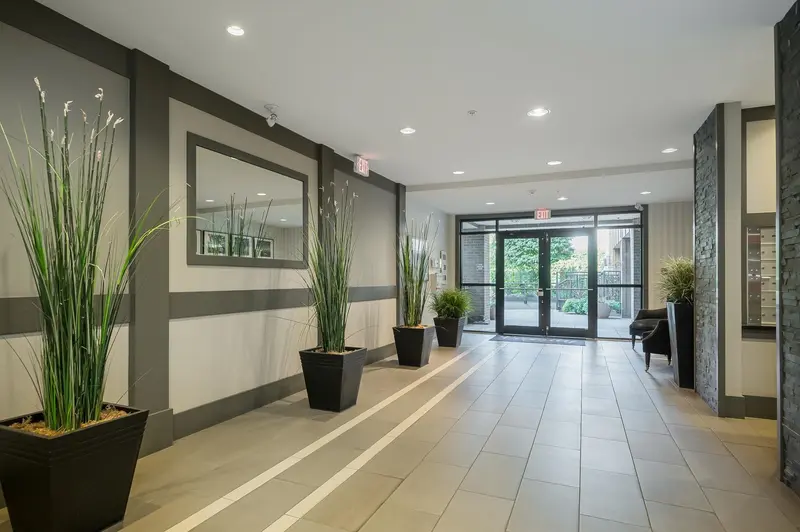 407 20068 FRASER HIGHWAY - photo 4 of 25