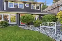 1425 129 STREET - thumbnail 3
